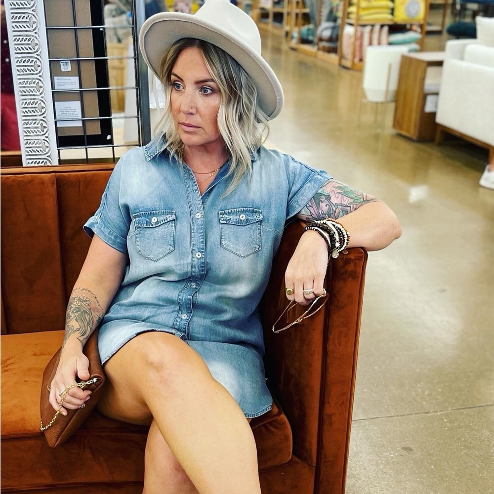GeeGee Button-Up Shirt Dress - Picture 4 of 8